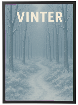 Et stille vinterlandskab med sneklædte træer og en snoet sti gennem skoven.