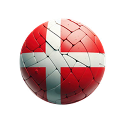 En kreativ fodbold med det danske flag, der symboliserer national stolthed.