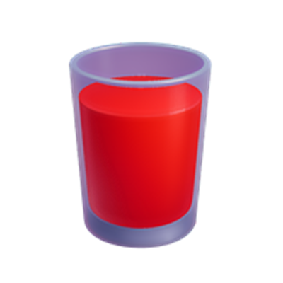Et gennemsigtigt glas med rødt indhold, der ser friskt og indbydende ud.