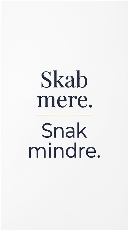 Skab Mere, Snak Mindre - Inspirerende Plakat - Denne elegante plakat med sit inspirerende budskab opfordrer til handling og kreativitet i dit liv. Perfekt til kontoret eller hjemmet, hvor du ønsker at motivere dig selv og andre til at fokusere på handling frem for snak.