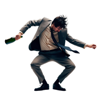 En mand i jakkesæt danser energisk med en champagneflaske i hånden.